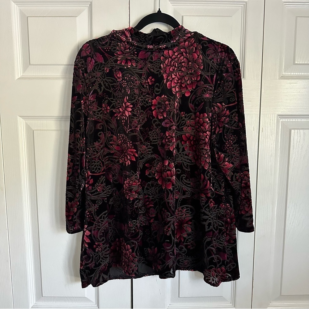 Chico's Blouse Womens XL Black Burnout Velvet Floral Mock Neck Dark Cottagecore